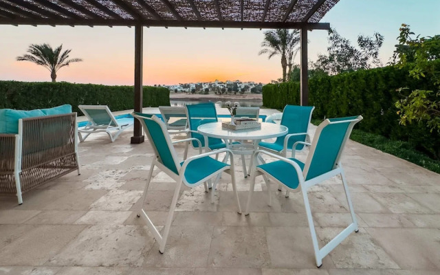 Xuru Stays I Sundown Symphony 4mbdr Villa @ Joubal El Gouna