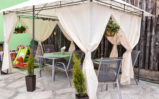 U Bažanta *** - Ubytovanie v súkromí (objekt)