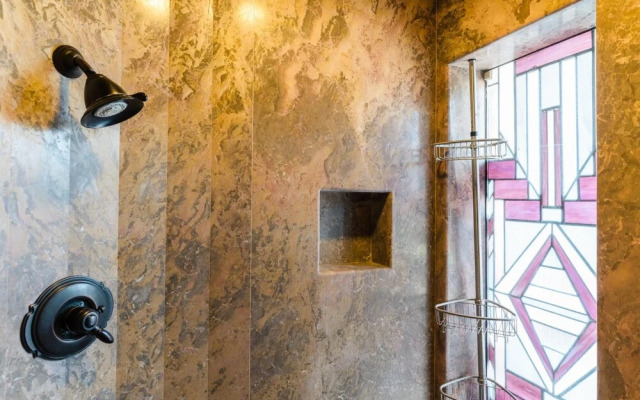 Scottsdale Cottonwoods Resort & Suites