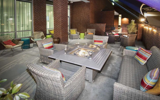 Hampton Inn & Suites Raleigh Downtown