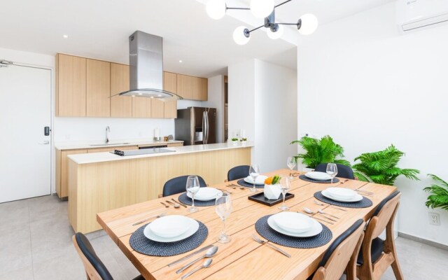 Condo Aria Ocean 306