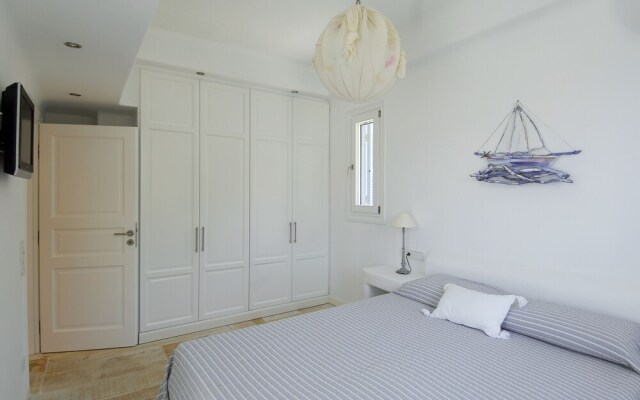 Luxury Villa By The Beach by VillaRentalsgr