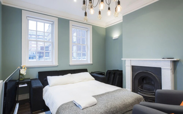 JOIVY Elegant 2 Bedroom Flat near Kensington Gardens