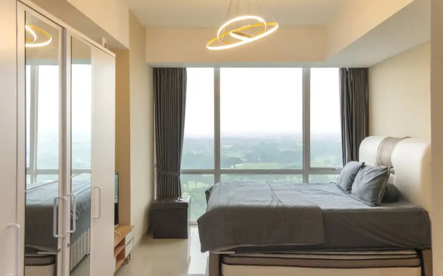 TwoSpaces Living at UResidence Apartment