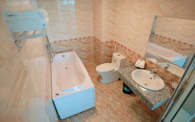Anova Airport Hotel — Convenient & Friendly
