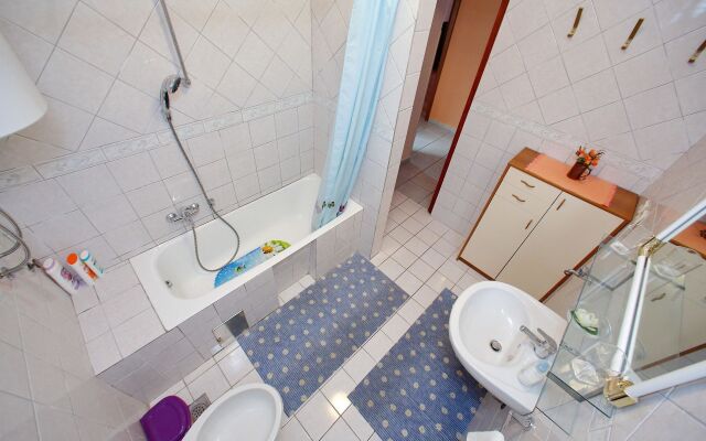Apartment Julijana - economy apartment A1 Bibinje, Zadar riviera