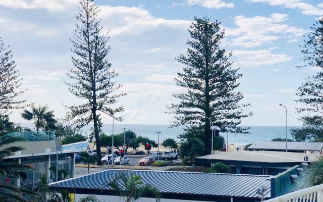 Kirra Beach Apartments