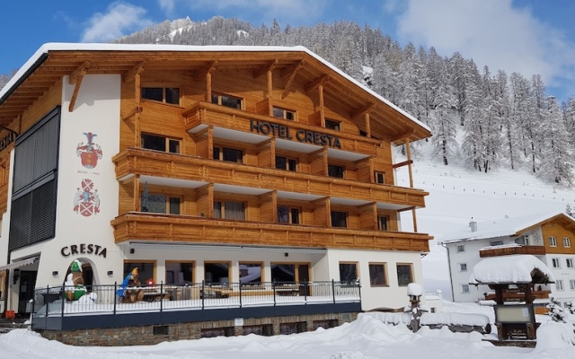 Hotel Cresta — 3-star hotel in Samnaun