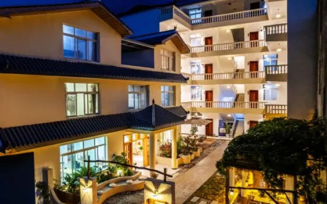 Jiuzaigou Huayujian Homestay