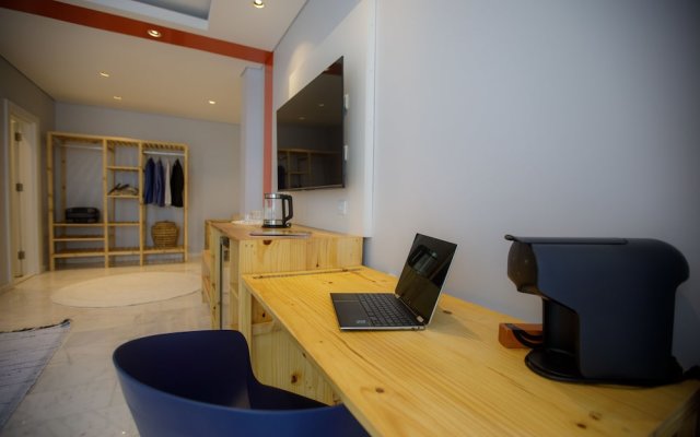 Cowork Lab Suites