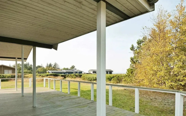 6 Person Holiday Home in Glesborg