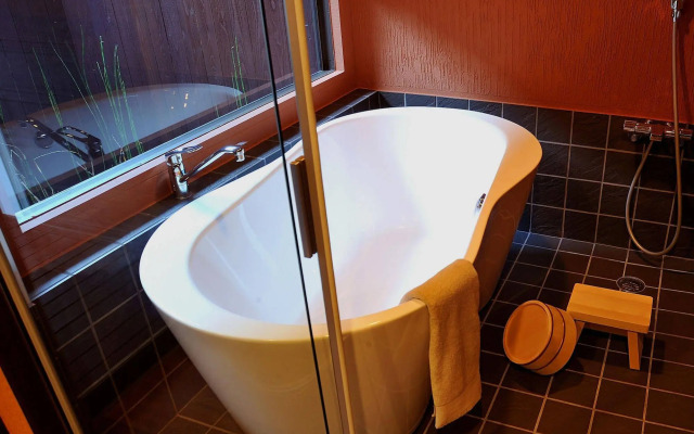 Theatre and Library Residence -Kyoto Imagumano-