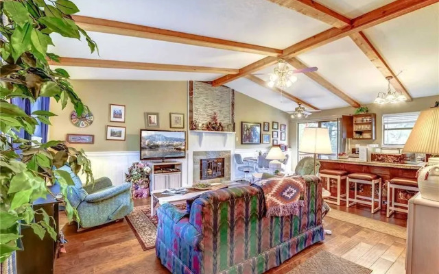 Pine Tree Haven - Two Bedroom Home