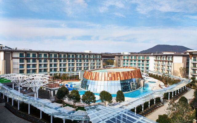 Marriott Jeju Shinhwa World Hotels & Resorts