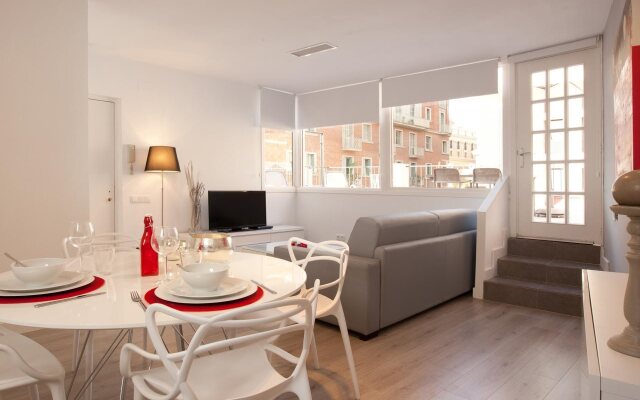 Click&Flat Seneca Suites