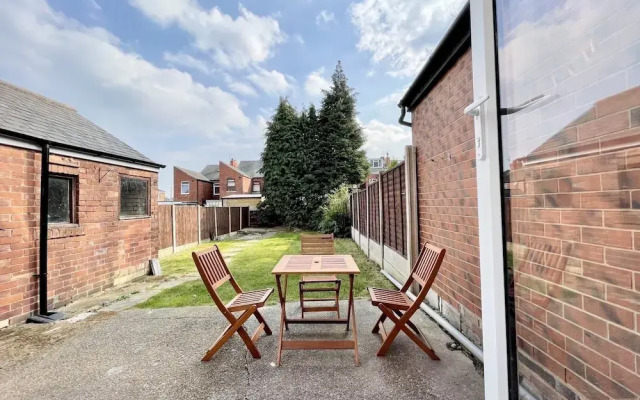 Worksop Newly Refurbished 2-bedroom House