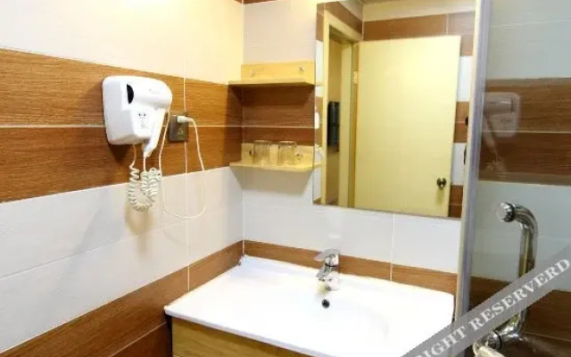 Xinrujia Hostel