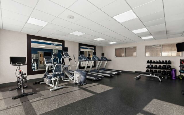 Hampton Inn & Suites Fort Belvoir Alexandria South