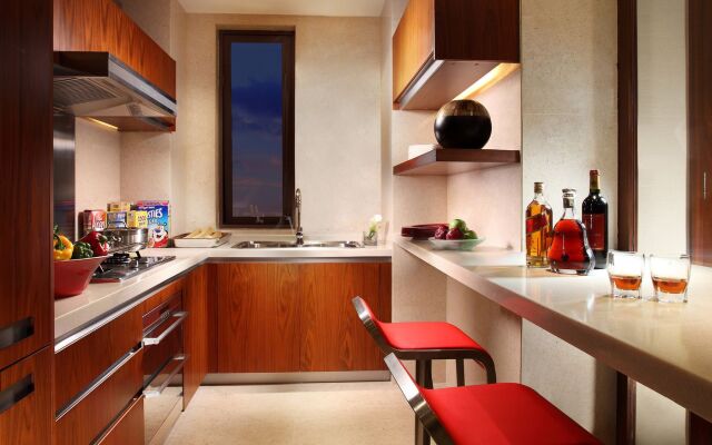 Pullman Oceanview Sanya Bay Resort & Spa