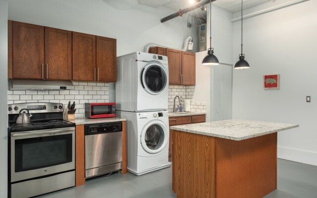 Apartments At 1531 Washington Ave