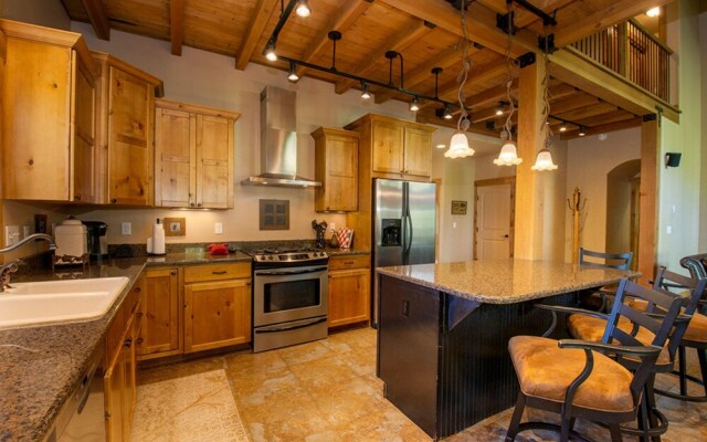 Leland Creek Home