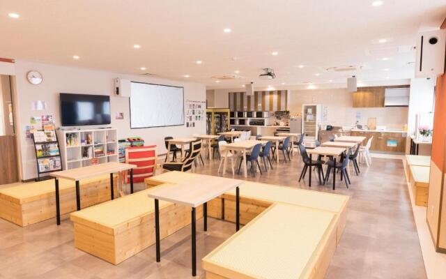 Wild Cherry Blossom-HOSTEL,TOKYO KOGANEI-