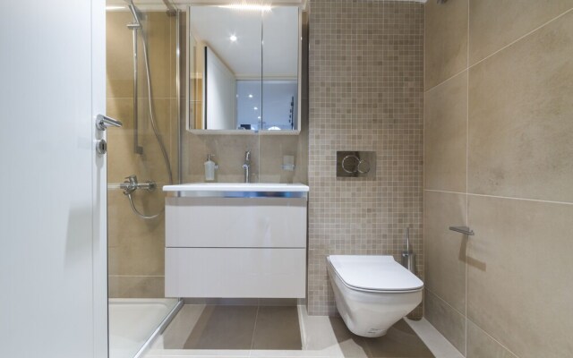 7 41 Luxurious 1 Bed Apt in Notting Hill