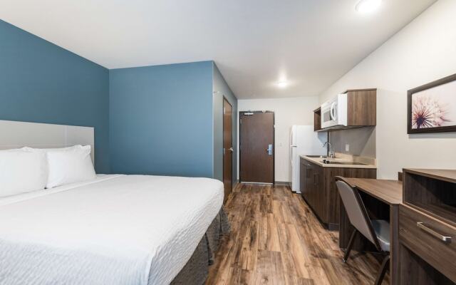 Extended Stay America Select Suites Melbourne West Melbourne