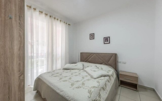 Lovely Apartment 50 m near the Sea