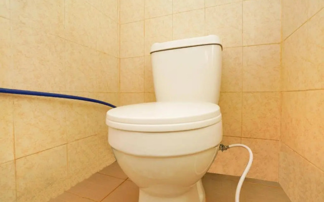 OYO Life 2905 Kost Semampir Tengah