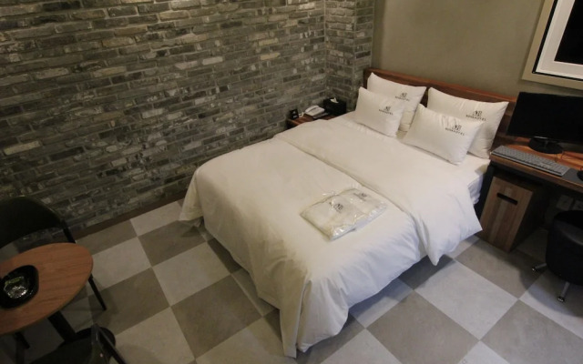 NOVA Hotel