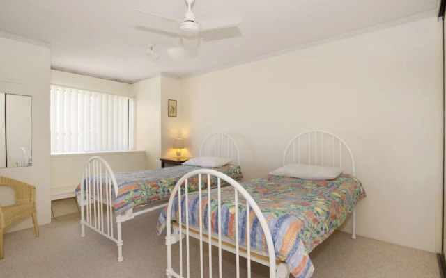 Everything you need including a pool! Karoonda Sands Apartments