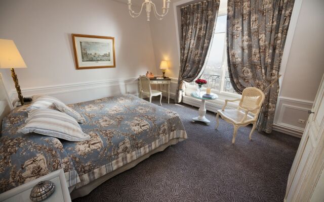 Pavillon Henri IV Hotel Restaurant Gastronomique Terrasse