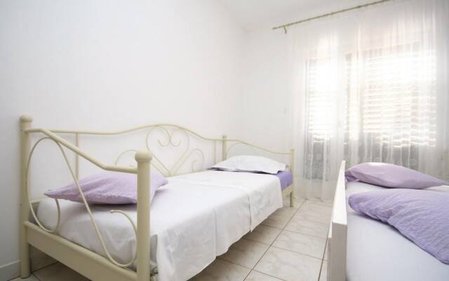 Beautiful Home in Vodice With Wifi and 3 Bedrooms