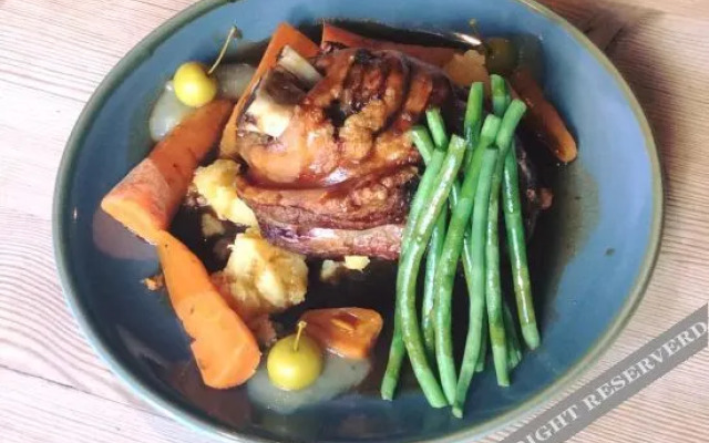 The Thatched Cottage Inn