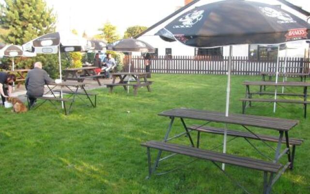 Three Horseshoes Inn