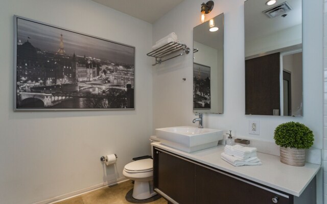 Artsy Extended Retreat Downtown Nashville