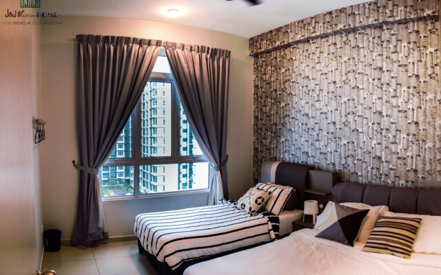 J&J Vacation Home @ Parkland Residences