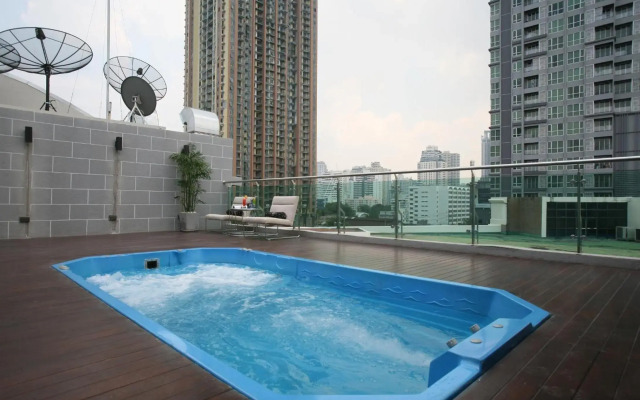 FX Hotel Metrolink Makkasan