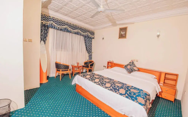 Mac-Dic Royal Plaza Hotel