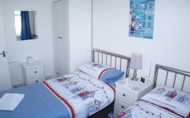 Sunny View, 87 Brambles Chine