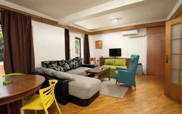 Lion Guest House