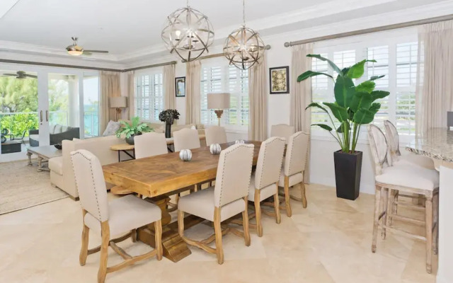 Seabreeze 8 - Luxury 4-bedroom on Seven Mile Beach
