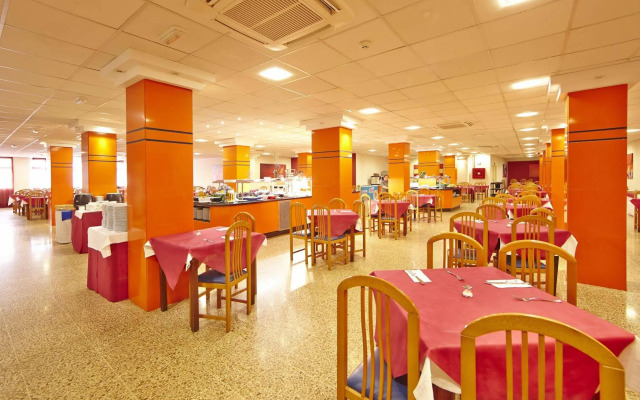 MLL Caribbean Bay Hotel