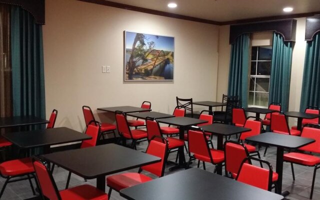 Texan Inn and Suites Tilden