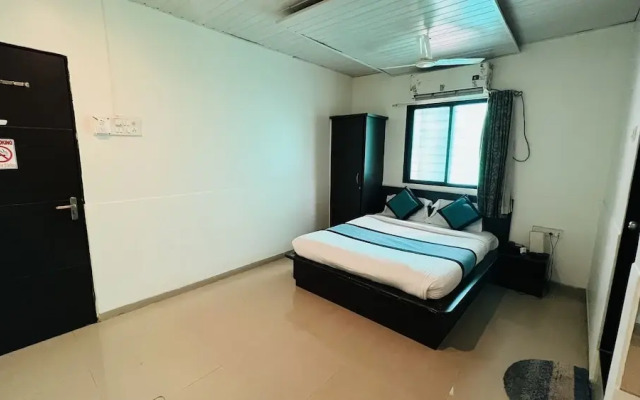 OYO 11890 Farmhouse Residency