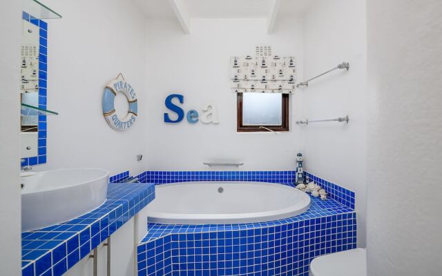 San Lameer Villa Rentals 2832