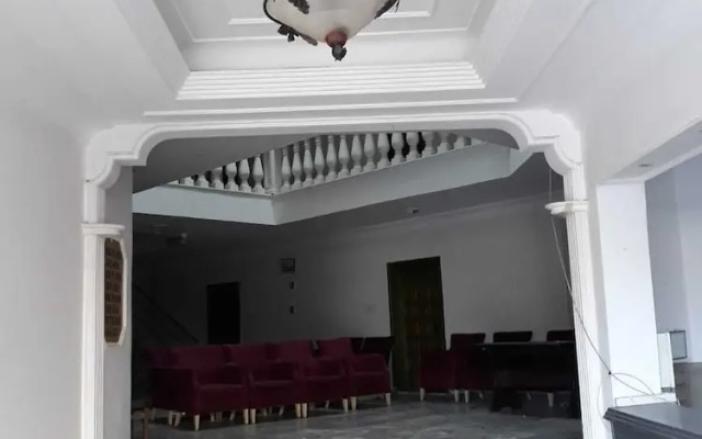 Josef Hotel