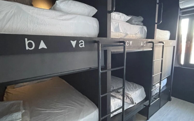 Art Of Living - Hostel