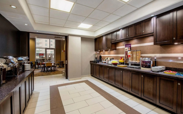 Residence Inn by Marriott Kingston Water's Edge